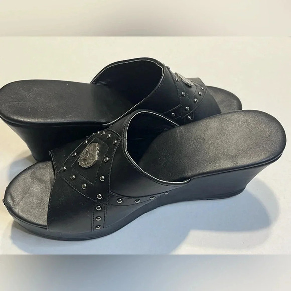Milwaukee Performance Women Black Leather causal wedge open toe sandals. Size 9. - Picture 14 of 16